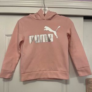 Kids Puma Athletic Sweatshirt! SIZE - Small (7/8)